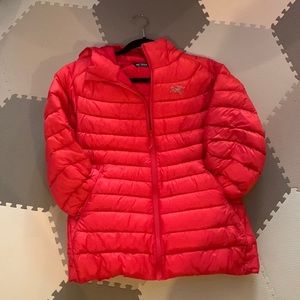 Arc’teryx SL Women’s Hoody (Jacket)